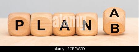 plan a et plan b imprimés sur les cubes Banque D'Images