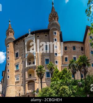 Urbino : son centre historique est classé au patrimoine mondial de l'UNESCO. La ville était l'un des centres les plus importants de la Renaissance italienne Banque D'Images