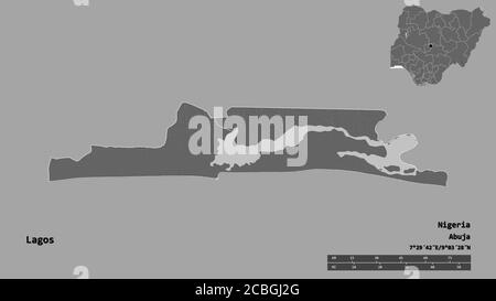 Forme de Lagos, État du Nigeria, avec sa capitale isolée sur fond solide. Échelle de distance, aperçu de la région et libellés. Carte d'élévation à deux niveaux. 3D Banque D'Images