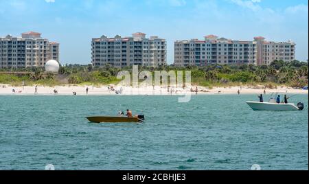 Vue sur le parc Smyrna Dunes à New Smyrna Beach, Floride depuis Ponce de Leon Inlet. (ÉTATS-UNIS) Banque D'Images