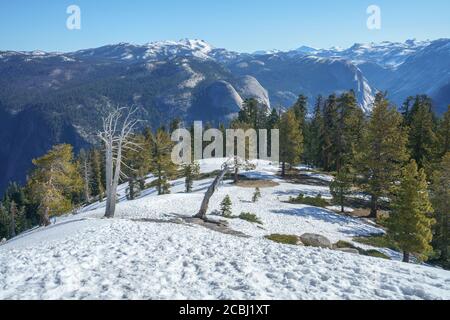 parc national de yosemite depuis le dôme sentinelle en californie Banque D'Images