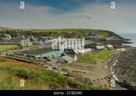 Vue sur Portpatrick depuis la Southern Upland Way Banque D'Images