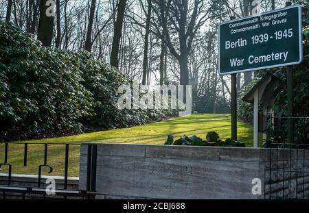 Berlin, Allemagne 1939 -1945 Commonwealth War Graves Commission Cemetery - soldat de la Royal Air Force Banque D'Images