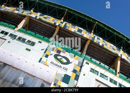 Lissabon, Portugal. 14 août 2020. Football: Ligue des Champions, finales 2020, stade 'Estadio Jose Alvalade XXI', stade du club de football Sporting Lisbonne. Le stade est l'un des deux sites pour les derniers matchs de la Ligue des Champions 2020. Credit: Matthias balk/dpa/Alay Live News Banque D'Images