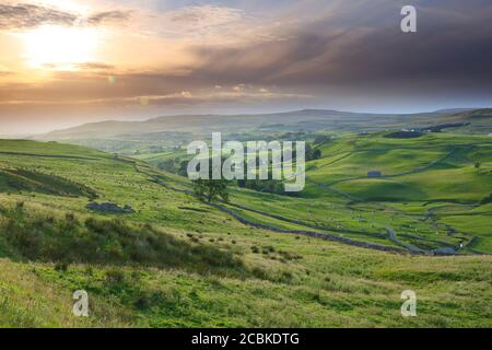 Image paysage vue sur Stainmore près de Kirkby Stephen dans les Pennines du Nord, Cumbria, Angleterre, Royaume-Uni. Banque D'Images