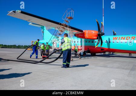 Kiev, Ukraine - 27 juin 2020: Aircraft ATR 72-212A compagnie aérienne Windrose. Avion avion turbopropulseur de passagers à moyenne portée. Boryspil International Banque D'Images
