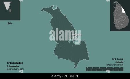 Forme de Trincomalee, district de Sri Lanka, et sa capitale. Echelle de distance, aperçus et étiquettes. Carte d'altitude en couleur. Rendu 3D Banque D'Images
