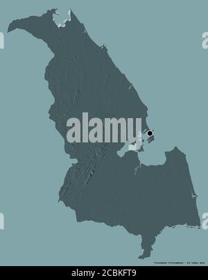 Forme de Trincomalee, district de Sri Lanka, avec sa capitale isolée sur un fond de couleur unie. Carte d'altitude en couleur. Rendu 3D Banque D'Images