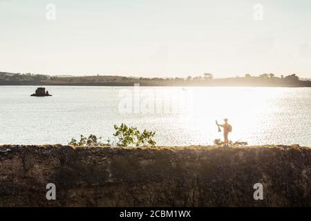 Tourisme sur falaise, Lombok, Indonésie Banque D'Images