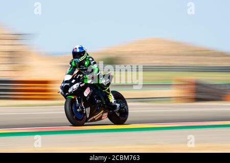 14 août 2020 ; Ciudad del Motor de Aragon, Alcaniz, Espagne ; Aragon World Super Bike Test ; Roman Ramos de l'équipe Kawasaki Pedercini fait le tour du Kawasaki ZX-10RR Banque D'Images