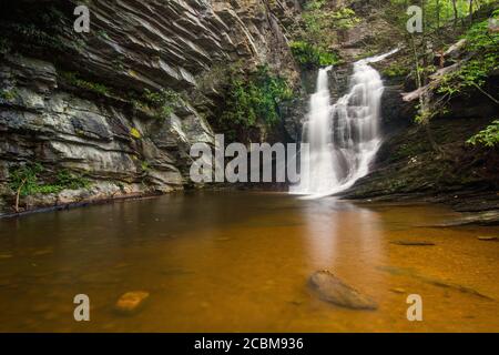 Cascades inférieur à Hanging Rock State Park Banque D'Images