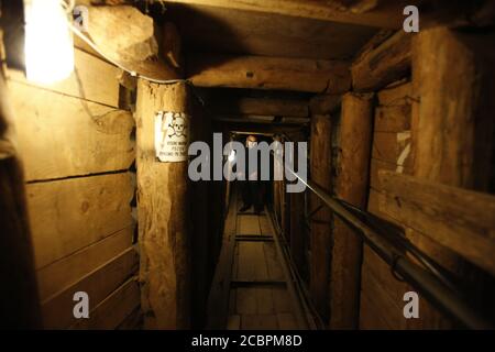 Le tunnel de Sarajevo était un tunnel construit entre mars et Juin 1993 pendant le siège de Sarajevo au milieu De la guerre de Bosnie Banque D'Images