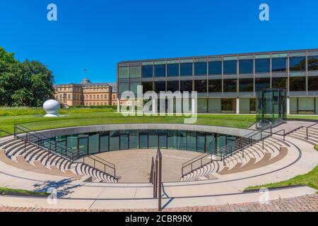 Landtagsgebäude ou Parlement, Oberer Schlossgarten ou jardin du Château supérieur, Stuttgart, Land de Bade-Wurtemberg, Allemagne du Sud, Europe Banque D'Images