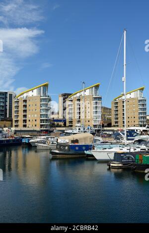 Limehouse Basin Marina, Limehouse, Tower Hamlets, est de Londres, Royaume-Uni Banque D'Images