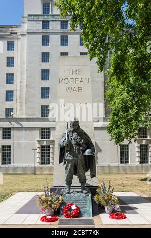 Le monument de la guerre de Corée (1950-1953) à Victoria Embankment Gardens, Victoria Embankment, City of Westminster, Greater London, Angleterre, Royaume-Uni Banque D'Images