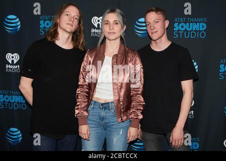 BALA CYNWYD, PA, Etats-Unis - 10 AVRIL 2019 : le groupe américain de pop indien SHAED visite le théâtre de performance de radio 104.5. Banque D'Images