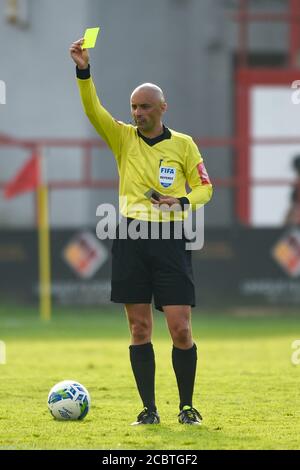 Dublin, Irlande. 15 août 2020. Arbitre Neil Doyle lors du match de la première division de l'Airtricity SSE entre le Shelbourne FC et le Derry City FC à Tolka Park à Dublin, Irlande, le 15 août 2020 (photo par Andrew SURMA/SIPA USA) Credit: SIPA USA/Alay Live News Banque D'Images