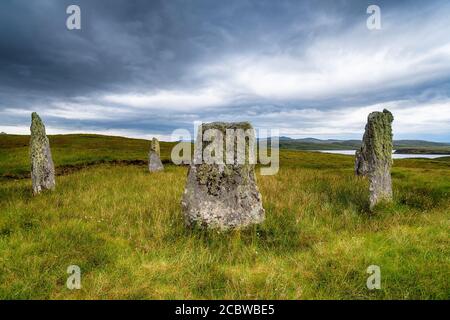 Ciel spectaculaire au-dessus de Ceann Hulavig ou de la Pierre Callanish IV Encerclez sur l'île de Lewis dans les Hébrides extérieures De l'Ecosse Banque D'Images