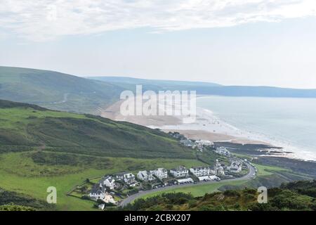 Été 2020. Vue sur Woolacombe Sands depuis Mortehoe, North Devon, Angleterre Banque D'Images