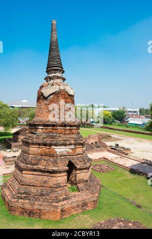 Ayutthaya, Thaïlande - WAT RATCHABURANA à Ayutthaya, Thaïlande. Il fait partie du site du patrimoine mondial - ville historique d'Ayutthaya. Banque D'Images