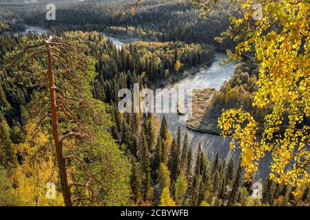 Vue sur l'automne dans le parc national d'Oulanka Banque D'Images