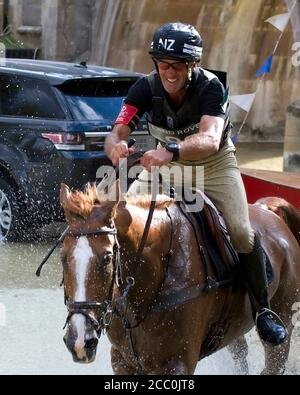 Andrew Nicholson est un cavalier néo-zélandais qui a participé à six Jeux Olympiques à Evesting Banque D'Images