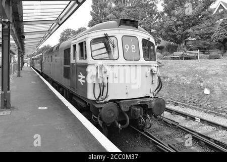 Une locomotive diesel de classe 33 Banque D'Images