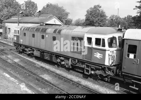 Une locomotive diesel de classe 33 Banque D'Images