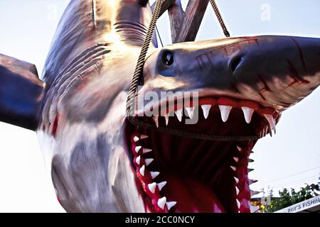 OSAKA, JAPON - 13 août 2020 : photo des MÂCHOIRES suspendues.une des attractions les plus célèbres de Universal Studios Japan. Banque D'Images