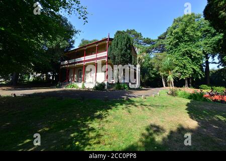 Un ancien kiosque à bande à Shanklin sur l'île de Wight Banque D'Images