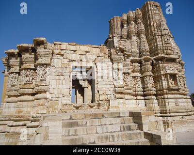 Le temple de Samadhishvara est un temple hindou situé dans le fort de Chittor au Rajasthan, en Inde Banque D'Images