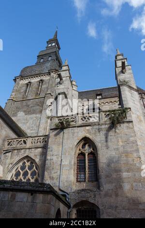 Clocher de la basilique Saint Sauveur de Dinan Banque D'Images