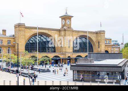 Gare de King's Cross, terminus de la ligne principale de la côte est, Londres, Royaume-Uni Banque D'Images