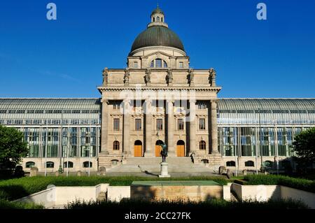 L'Europe, l'Allemagne, Bavaria, Munich, vue de la Bayerische Staatskanzlei à Hofgarten Banque D'Images