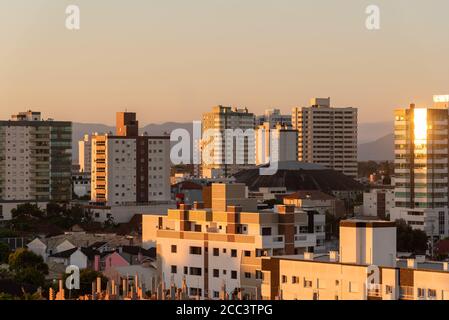 Tramandaí est une municipalité du Brésil dans l'état de Rio Grande do Sul. C'est une ville balnéaire sur la côte nord de Rio Grande do Sul, qui est 118 km f Banque D'Images