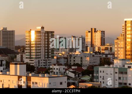 Tramandaí est une municipalité du Brésil dans l'état de Rio Grande do Sul. C'est une ville balnéaire sur la côte nord de Rio Grande do Sul, qui est 118 km f Banque D'Images