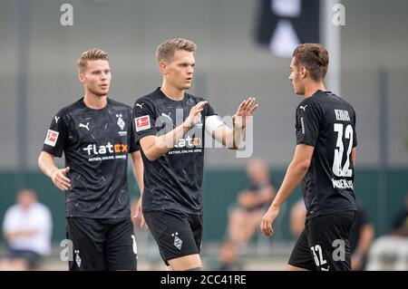 Jubilation MG, de gauche à droite Nico ELVEDI (MG), Matthias GINTER (MG), Florian NEUHAUS (MG), match de football, Borussia Monchengladbach (MG) - MSV Duisburg (DU) 4: 0, le 15 août 2020 à Borussia Monchengladbach / Allemagne. € | utilisation dans le monde entier Banque D'Images