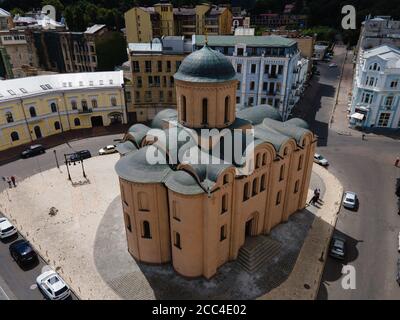 Église de la dîme de jour. Antenne. Kiev. Ukraine Banque D'Images
