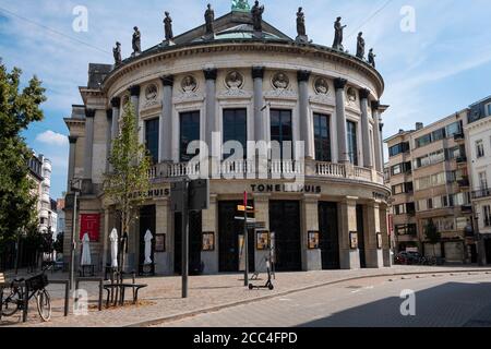 Anvers, Belgique, 16 août 2020, théâtre, appelé Toneelhuis, le plus grand théâtre de la Flandre Banque D'Images
