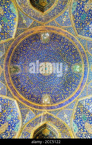 Iwan, Dome, Masjed-e Imam Mosquée, Maydam-e Iman square, Ispahan, Iran Banque D'Images