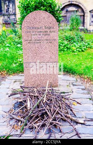 Édimbourg Écosse 6 août 2020 Greyfriars Bobby grave a Skye Terrier, qui est devenu connu au 19e siècle à Édimbourg pour ses dépenses supposées 14 ans guar Banque D'Images