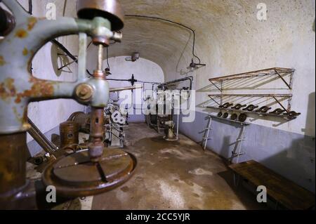 Sainte-Agnes, France - 19 août 2020 : la forteresse de la ligne Maginot à Sainte-Agnes. Linie, Weltkrieg, Seconde Guerre mondiale, 2, , WW2, Seconde Guerre mondiale, Guerre mondiale, guerre, Bunker, fort, Festung, Two, Museum, Fortresse, mondiale, Krieg, | usage dans le monde entier Banque D'Images