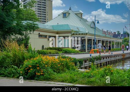 Port de plaisance de Smart Harbour, sur le lac Ontario, à Port Credit, Ontario, Canada, Mississauga Banque D'Images