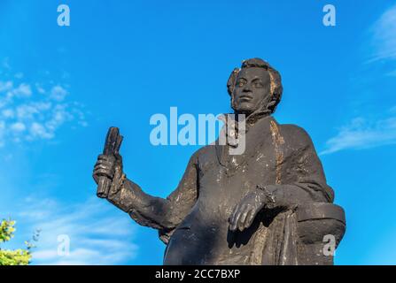 Berdyansk, Ukraine 07.23.2020. Monument à Alexandre Pouchkine dans la ville de Berdyansk, en Ukraine, le matin d'été Banque D'Images