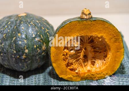 Cabotia aux fraises. Espèces hybrides de citrouille, résultant de la croix entre la citrouille (Cucurbita moschata) et la fraise (Cucurbita maxima. B Banque D'Images