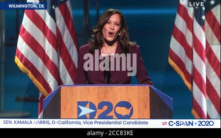 Milwaukee, Wisconsin, États-Unis. 19 août 2020. KAMALA HARRIS, candidate démocrate au poste de vice-président, fait des remarques sur la vidéo de C-SPAN de la convention nationale démocratique 2020 le troisième jour de la convention virtuelle de quatre jours, « Uniting America ». La convention désigne officiellement le vice-président JOE BIDEN et le sénateur KAMALA HARRIS (D-CA) comme les détenteurs standard du billet démocrate lors de l'élection générale de 2020. Il adopte la plate-forme du parti et met en évidence les valeurs partagées des démocrates des 57 États et territoires des États-Unis d'Amérique.( Banque D'Images