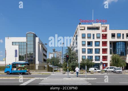 BELGRADE, SERBIE - 21 JUILLET 2020 : l'ambassade de la République slovaque et la société de télécommunications serbe dont le siège est à Belgrade Banque D'Images