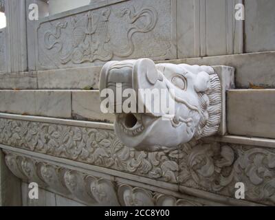 La pipe à eau ancienne de Dragon Head dans la pagode de l'OIE sauvage géante. Il a été construit en 652 pendant la dynastie Tang et avait à l'origine cinq étages. Ville de Xian, Banque D'Images