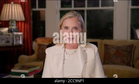 Dans cette image du fil vidéo de la Convention nationale démocratique, l'ancienne Secrétaire d'État des États-Unis Hillary Rodham Clinton, la candidate du Parti démocratique 2016 pour le Président des États-Unis, Et l'ancien sénateur américain de New York, fait des remarques sur la première nuit de la convention le lundi 17 août 2020.Credit: Convention nationale démocratique via CNP /MediaPunch Banque D'Images