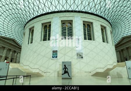 Londres, Royaume-Uni. 20 août 2020. Photo prise le 20 août 2020 montre une vue du British Museum à Londres, en Grande-Bretagne. Le musée doit rouvrir le 27 août. Credit: Han Yan/Xinhua/Alay Live News Banque D'Images